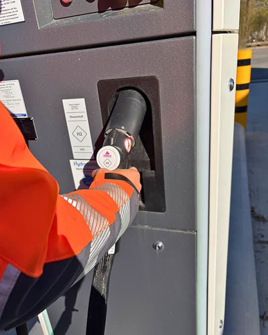 9. Zapfpistole in die Halterung hängen, Trocknungsprozess der Zapfpistole starten